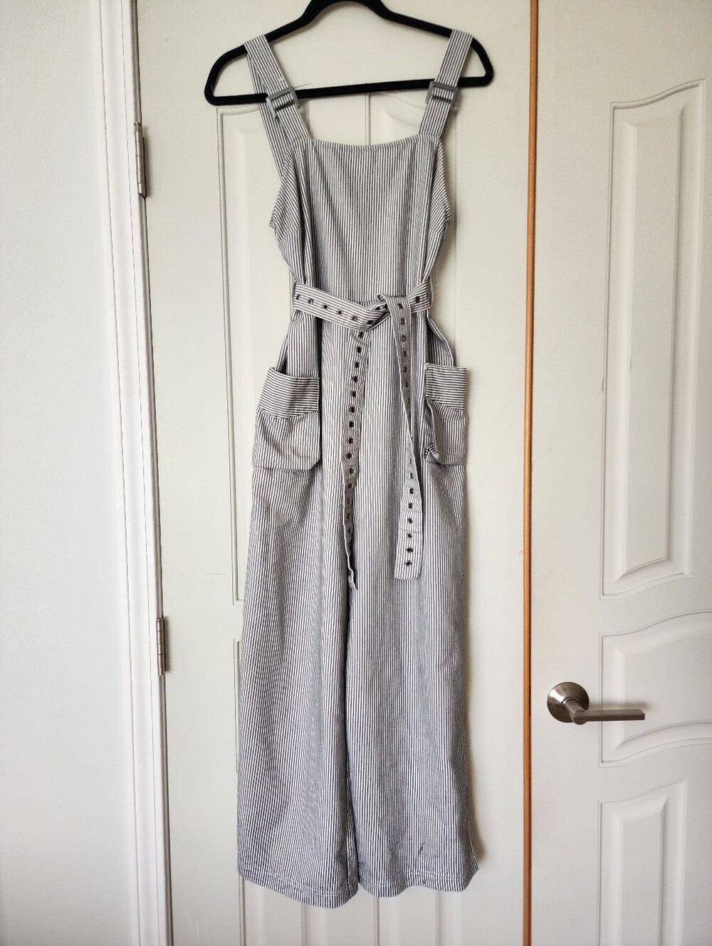 Urban Outfitters striped white and navy belted jumpsuit S